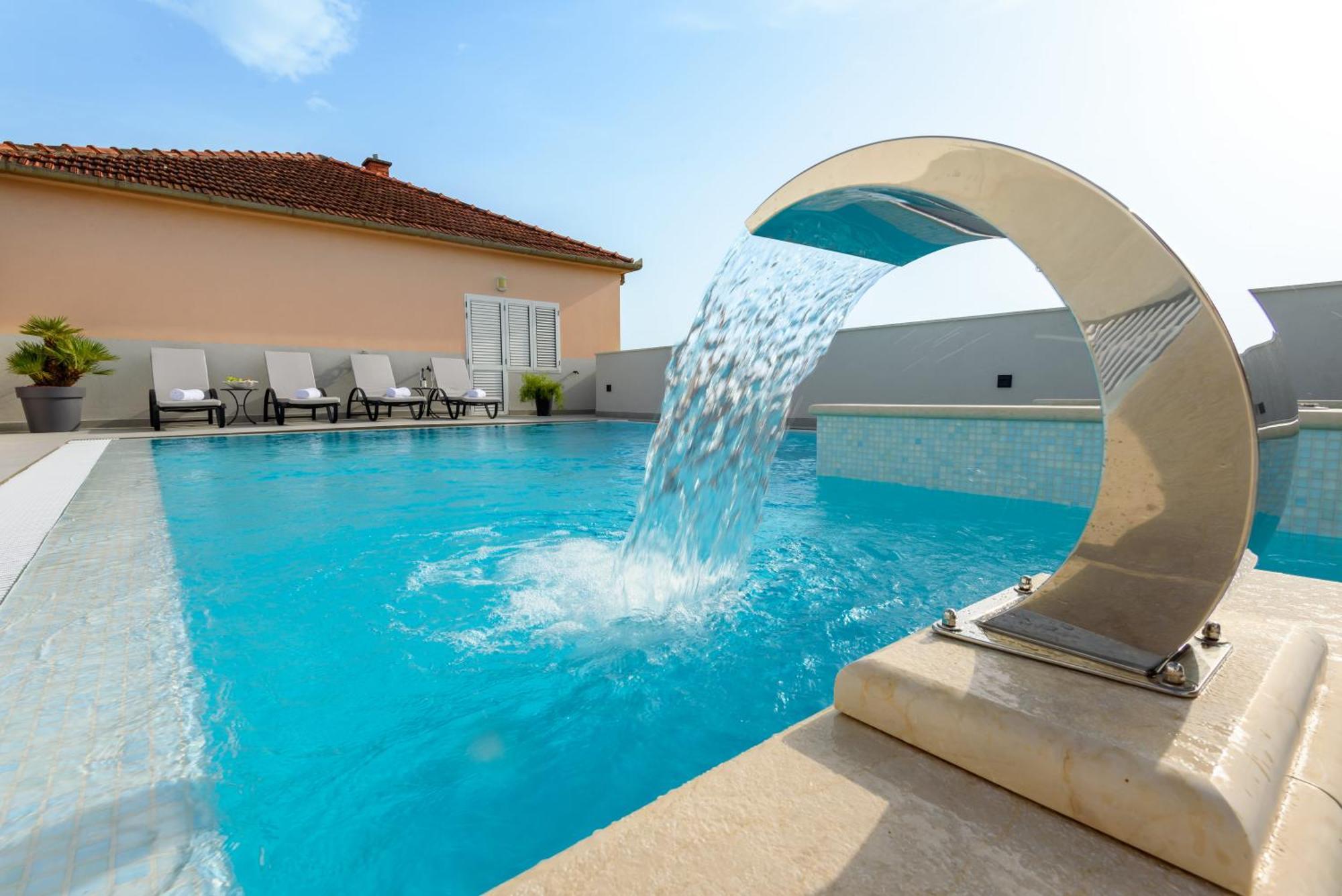 Neretva Valley Apartments - Heated Pool เมทโควิช ภายนอก รูปภาพ