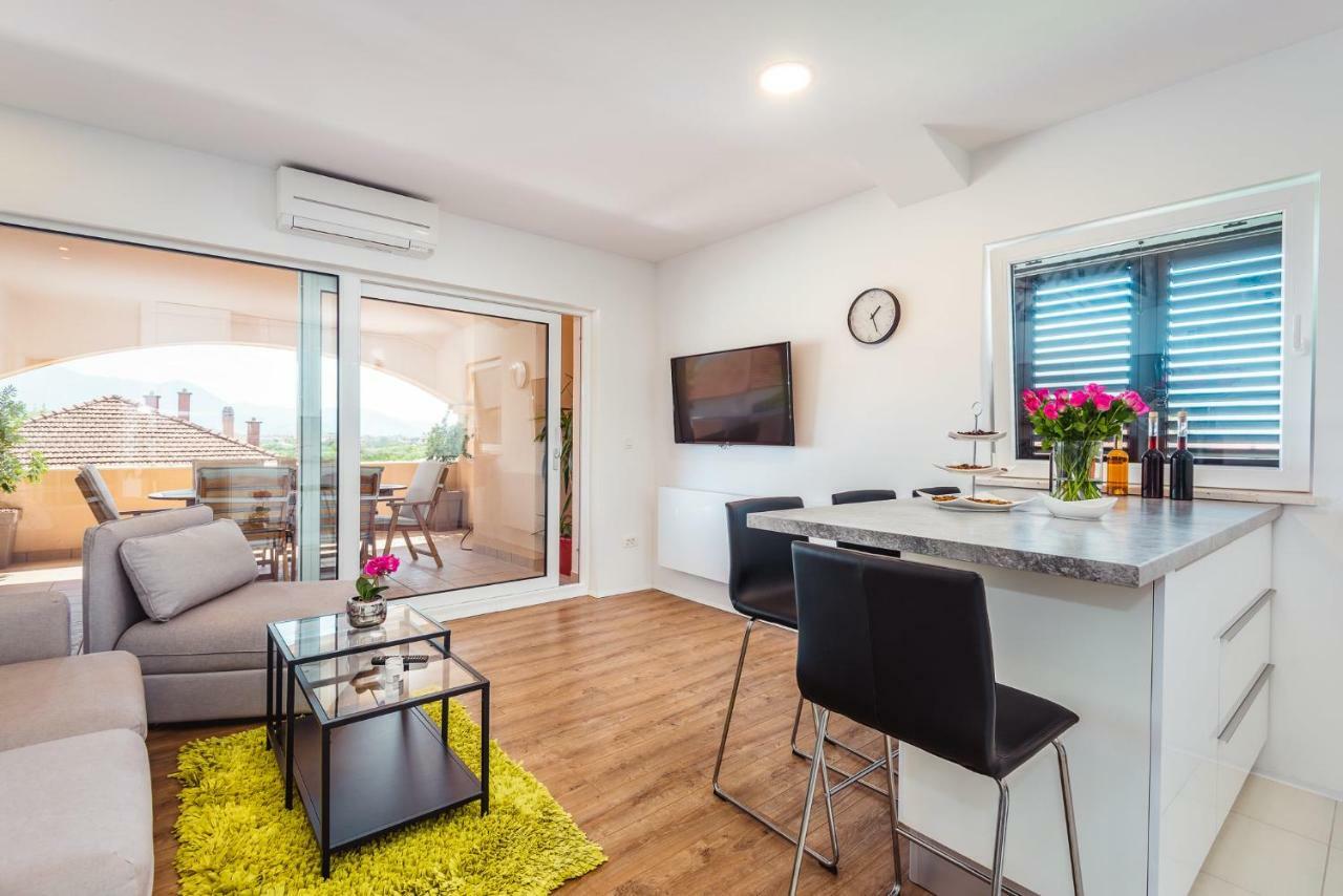 Neretva Valley Apartments - Heated Pool เมทโควิช ภายนอก รูปภาพ